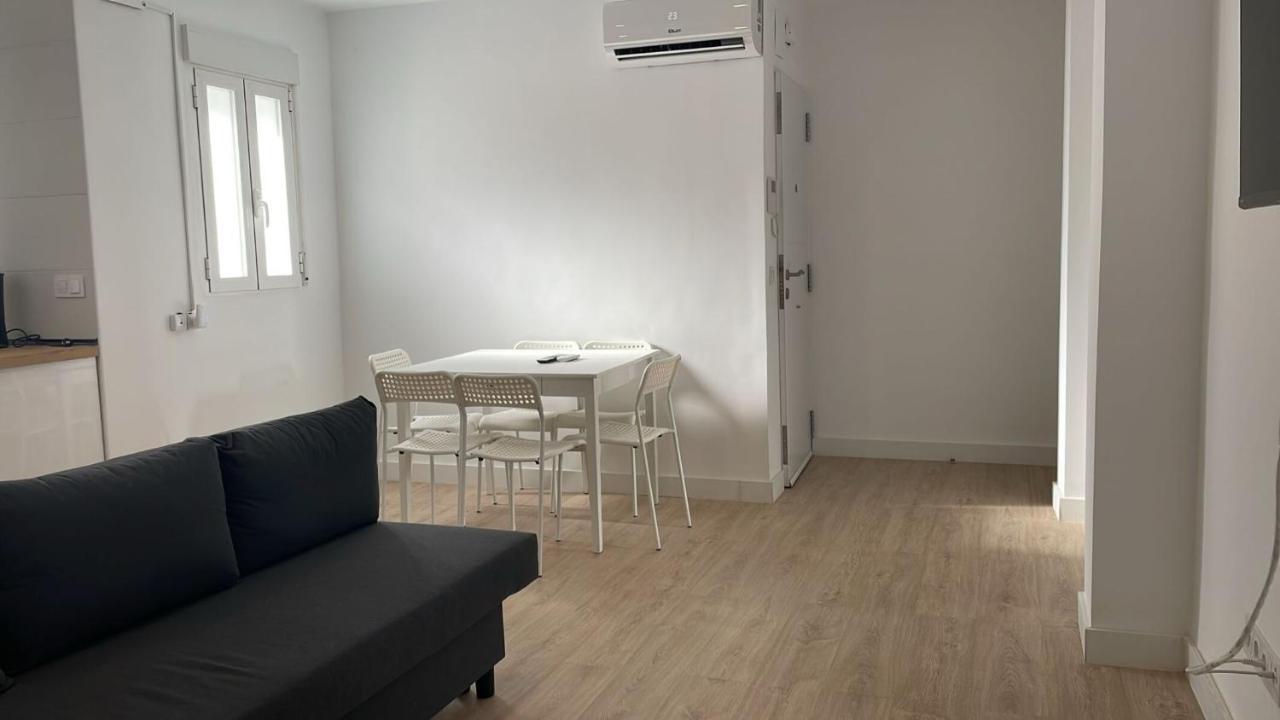 U5 A Estrenar Bien Situado Cerca De Metro Apartment Madrid Exterior photo